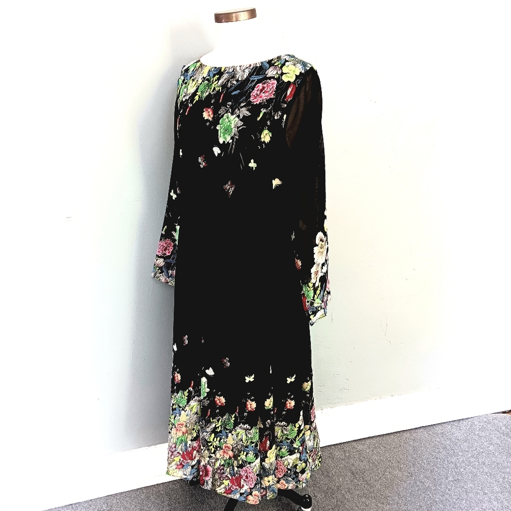 Floral Black Maxi Dress - Picture 4 of 16